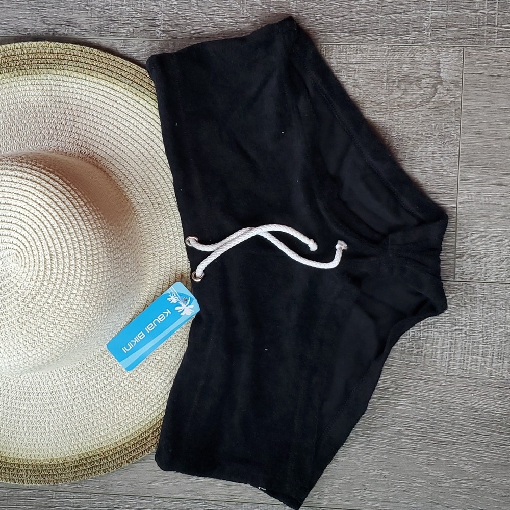 NWT Kauai terrycloth shorty shorts. Size Medium.